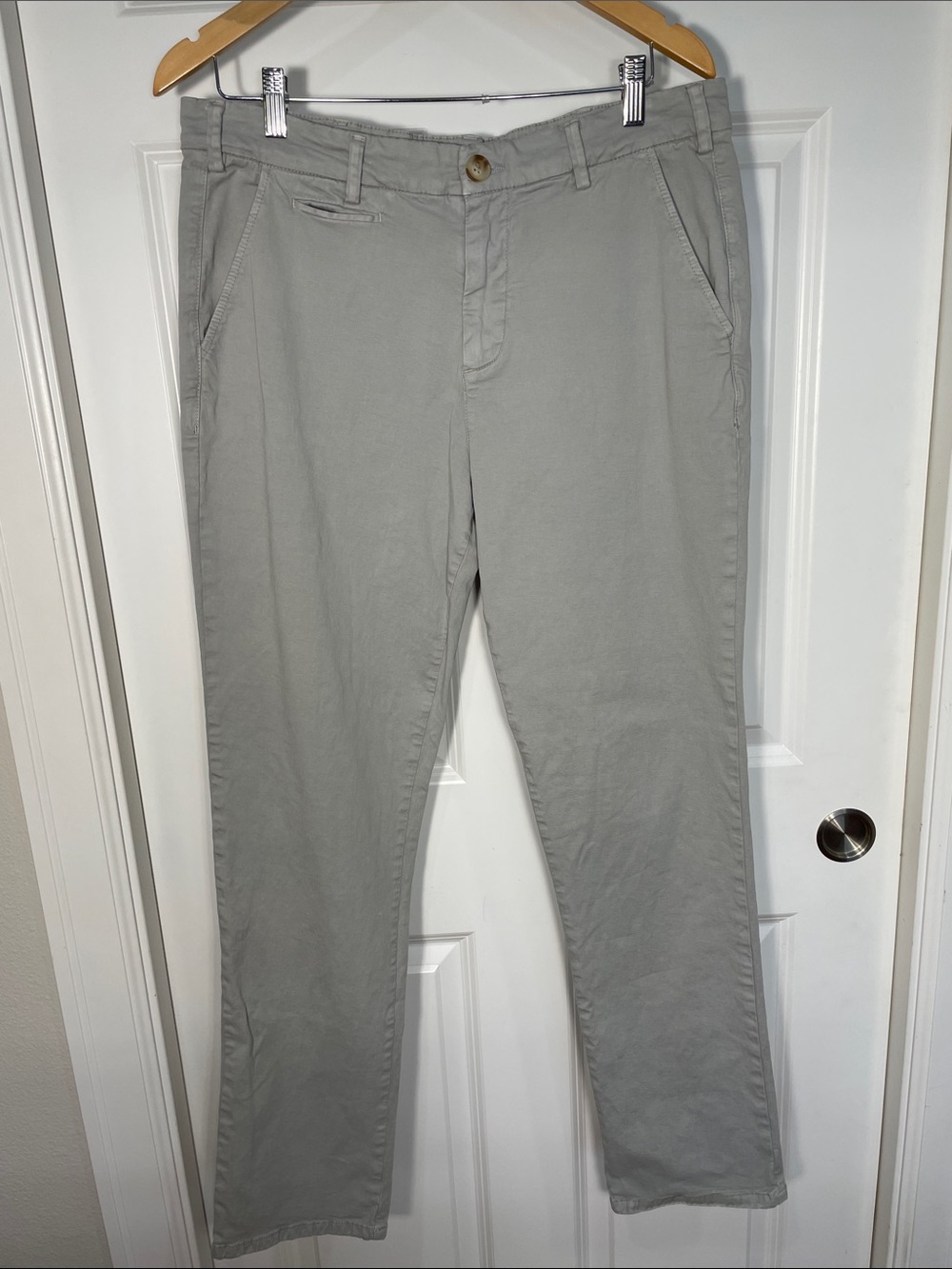 Marine Layer Men’s Chino Pants Size 34 x 31 Gray